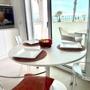 Windsurf Front Apartment Torre Grande
